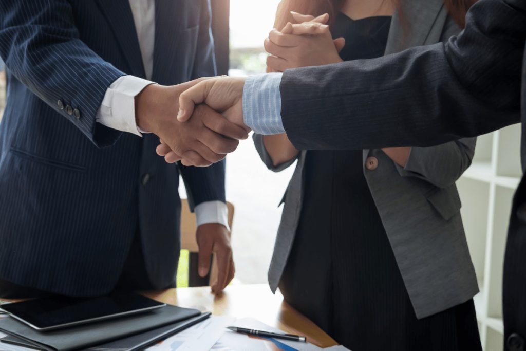 two man shaking after their meeting